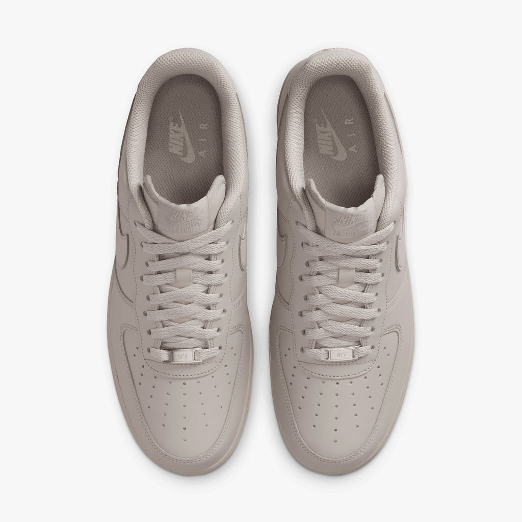 Nike Air Force 1 07