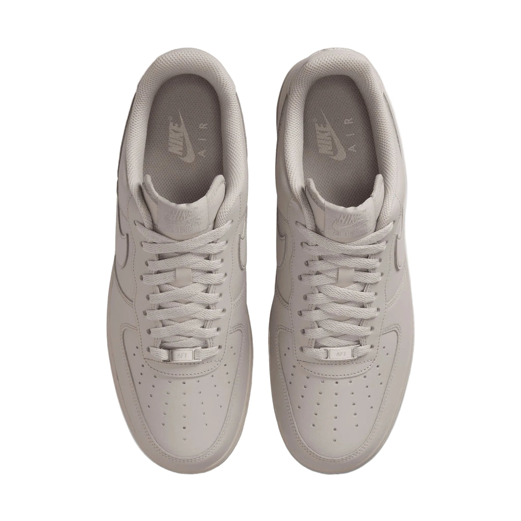 Nike Air Force 1 07