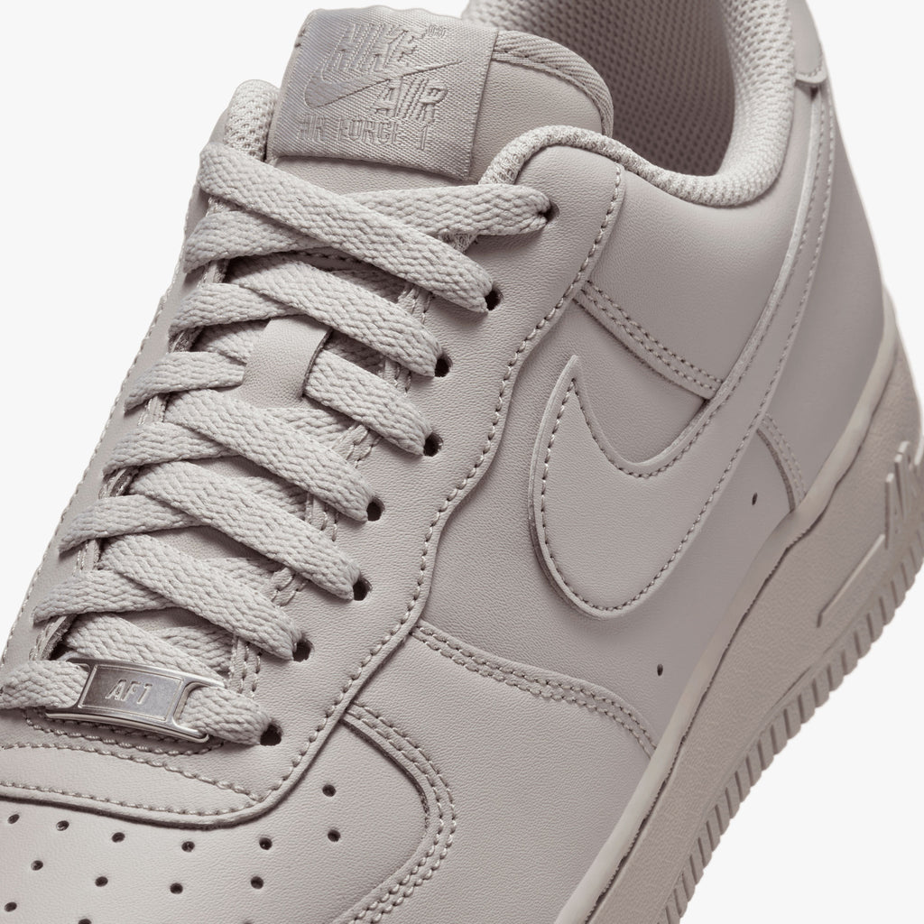 Nike Air Force 1 07