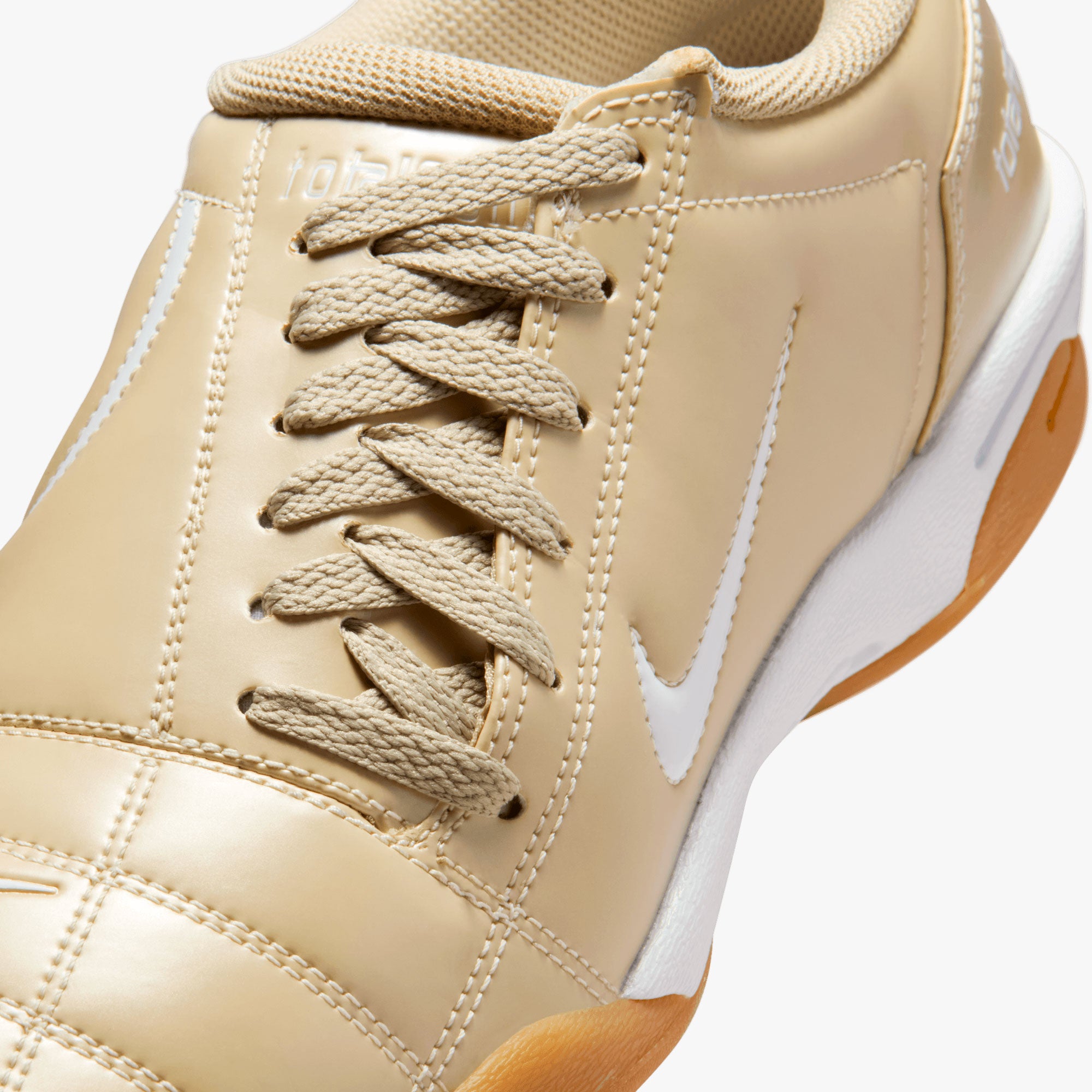 Nike Total 90