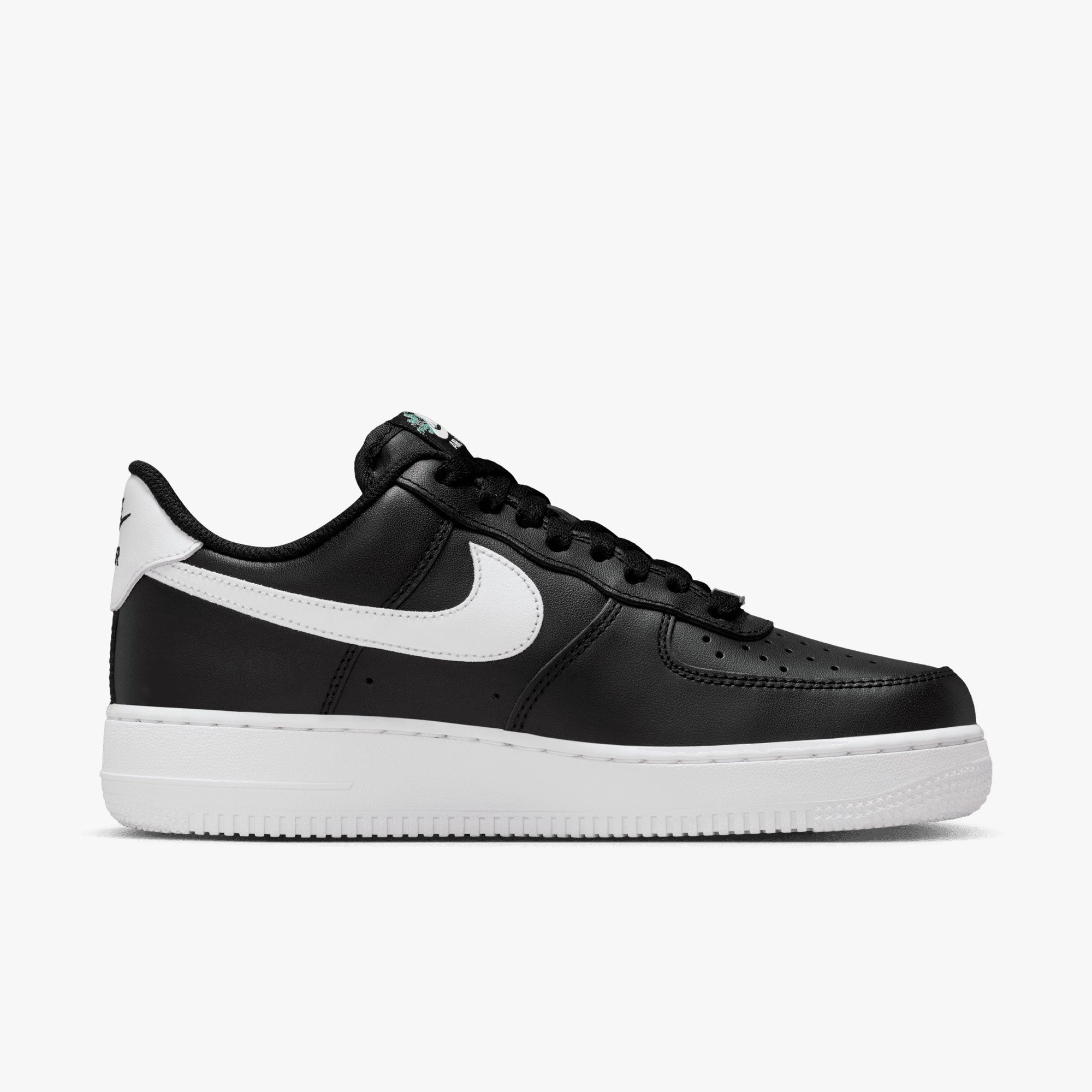 Nike Air Force 1 07 Premium