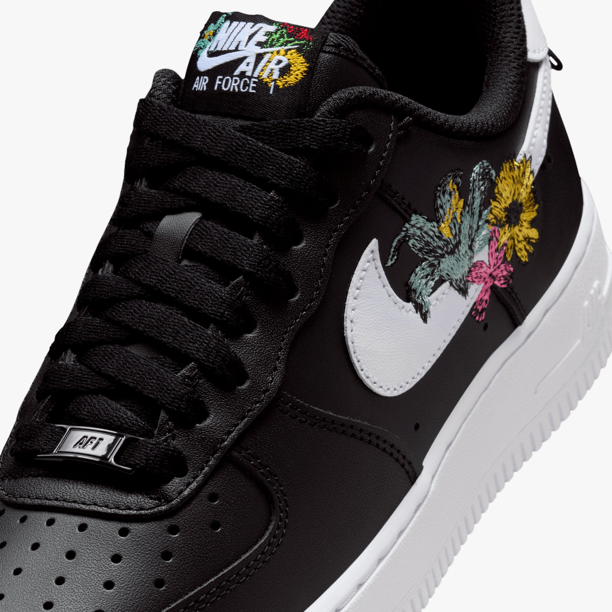 Nike Air Force 1 07 Premium