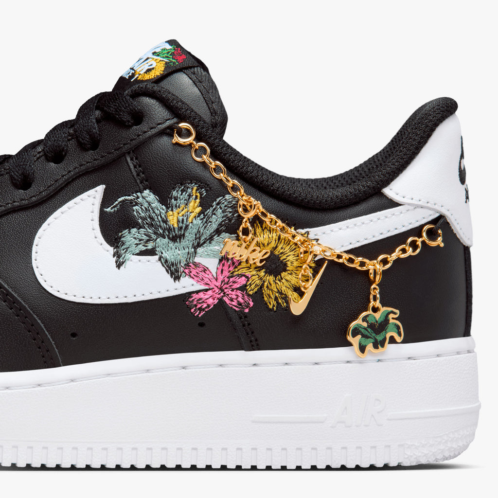 Nike Air Force 1 07 Premium