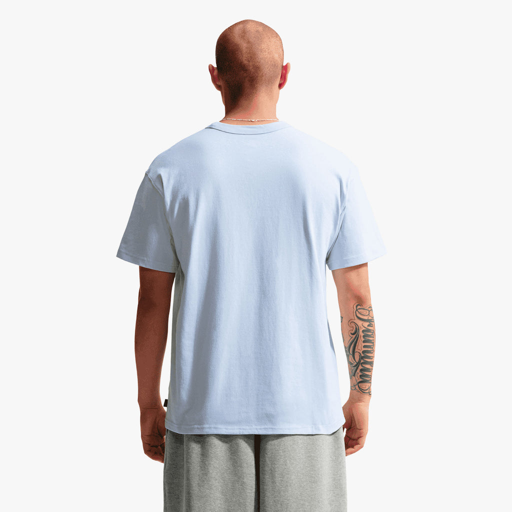 Nike Camiseta Sportswear Premium Essentials