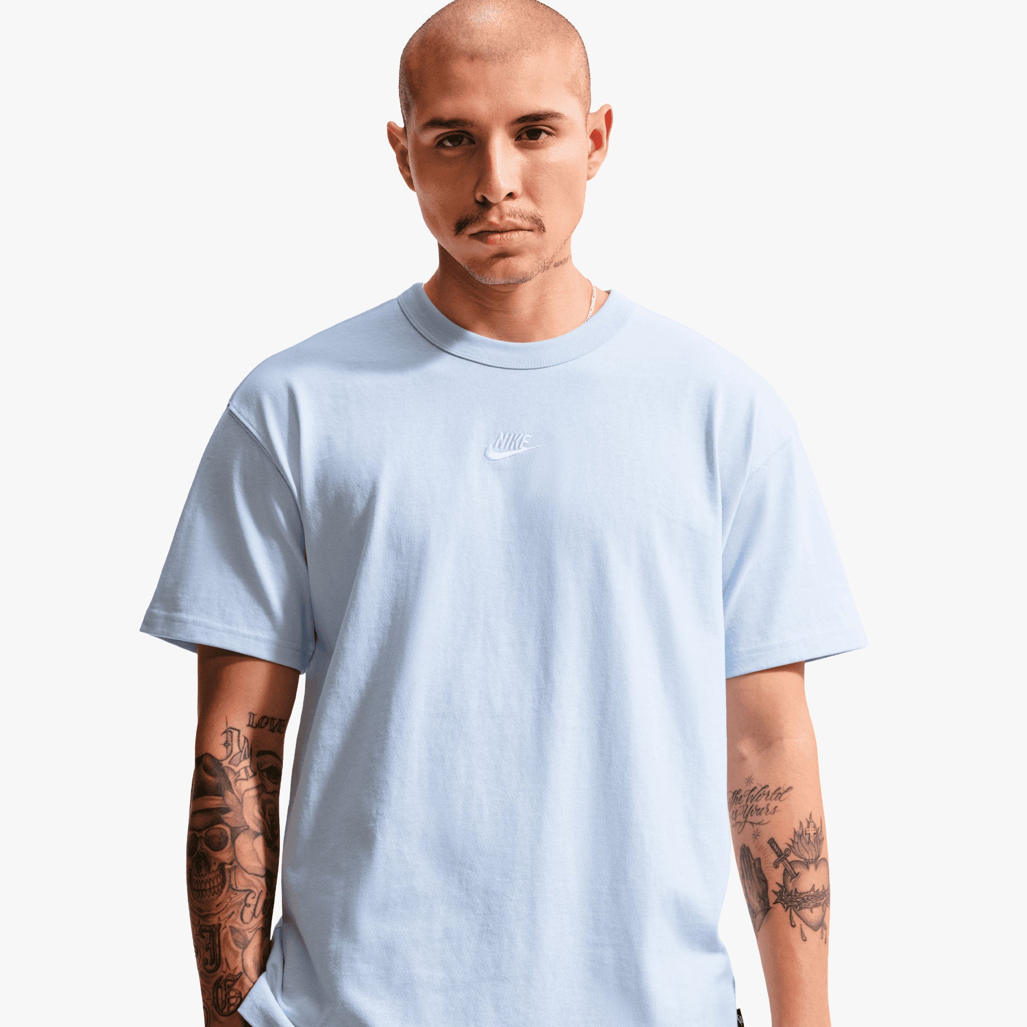 Nike Camiseta Sportswear Premium Essentials