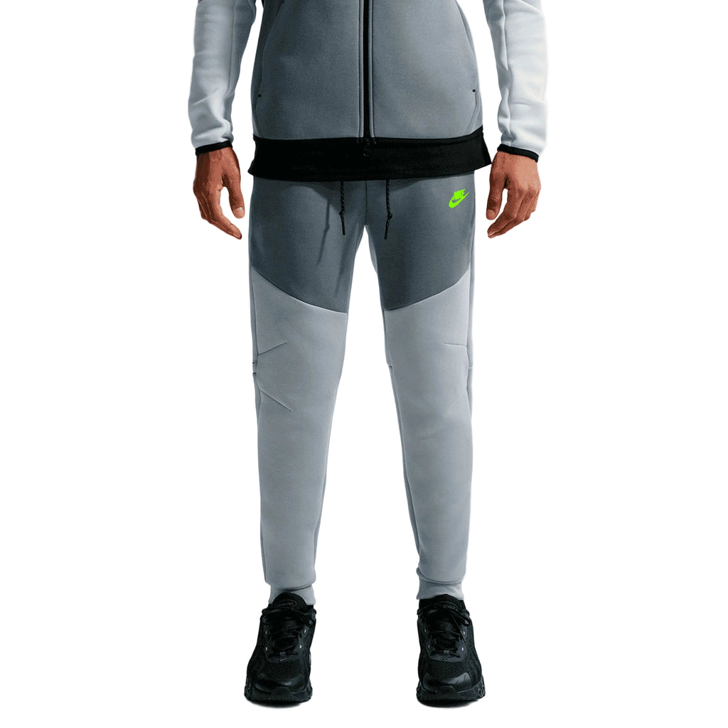 Nike Pantalón Tech Fleece