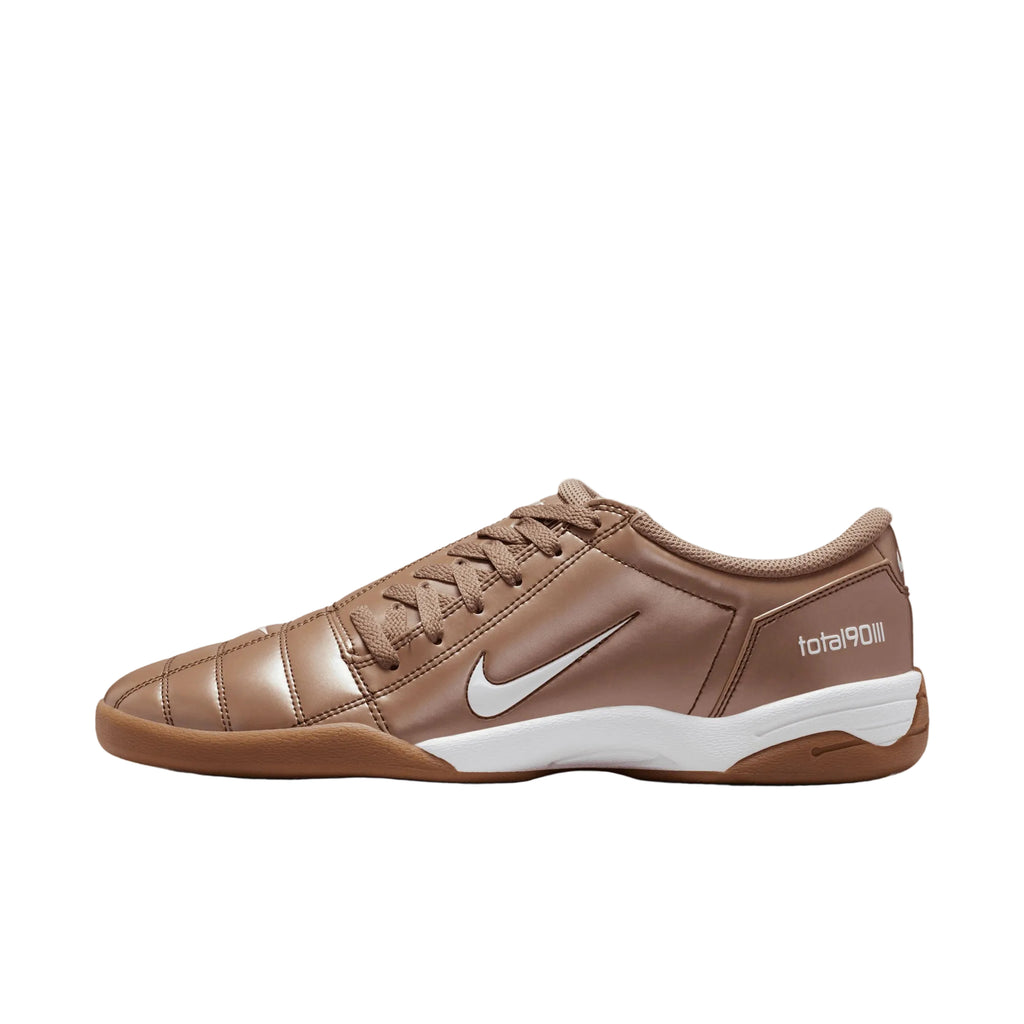 Nike Total 90
