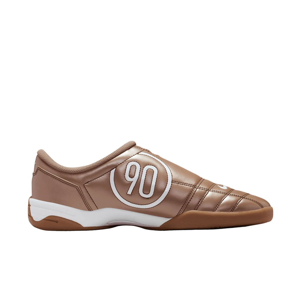 Nike Total 90