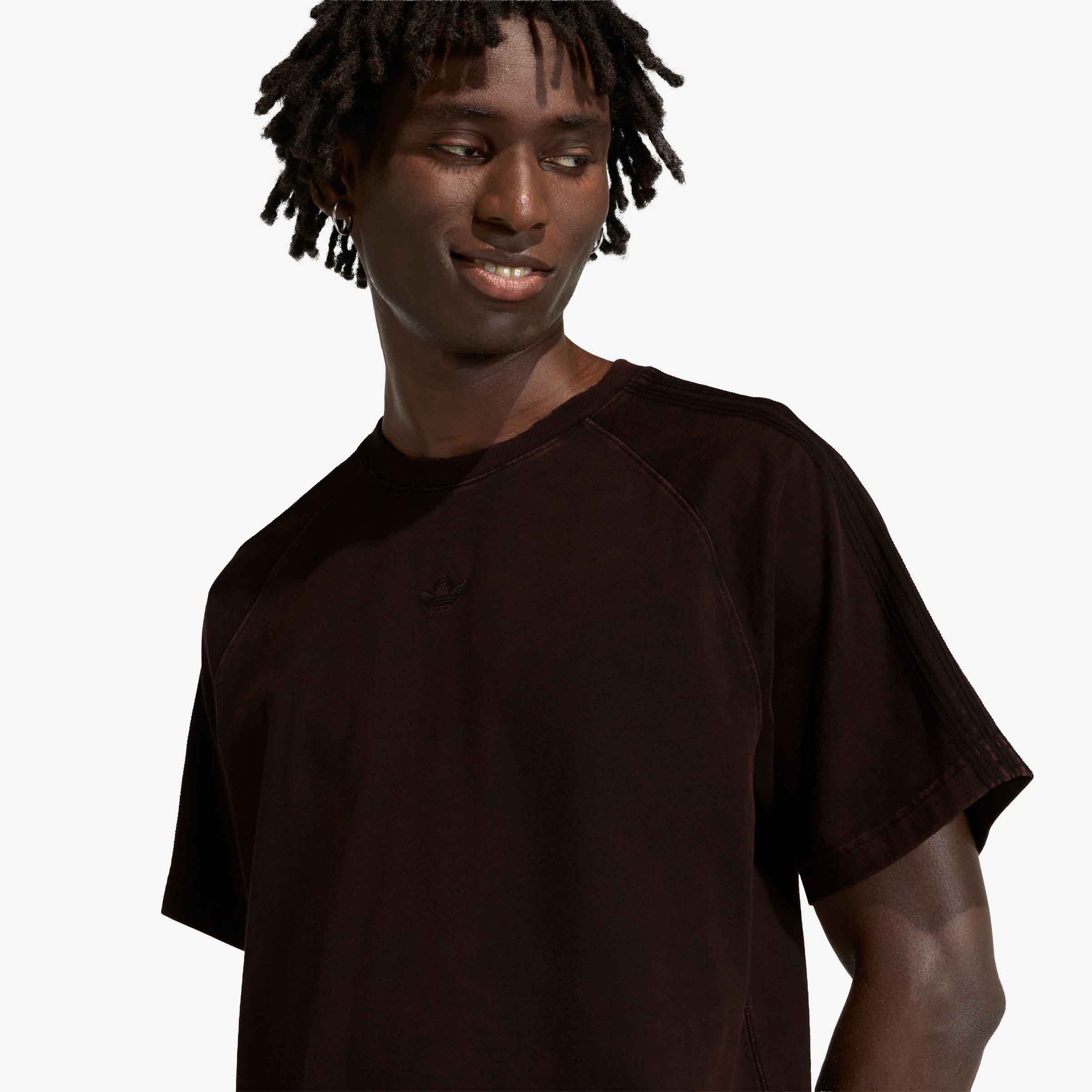Adidas Camiseta Retro Premium Essentials