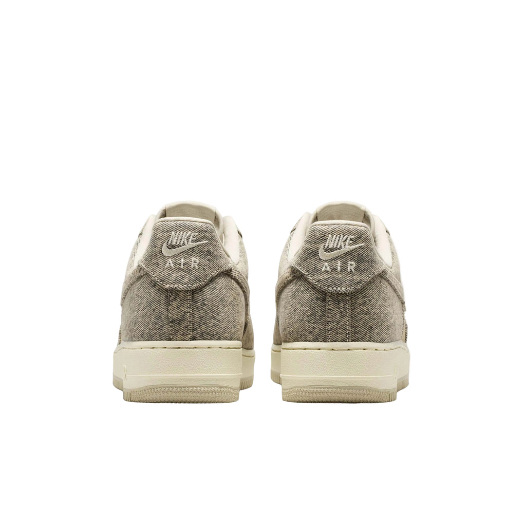 Nike Air Force 1 07 LV8