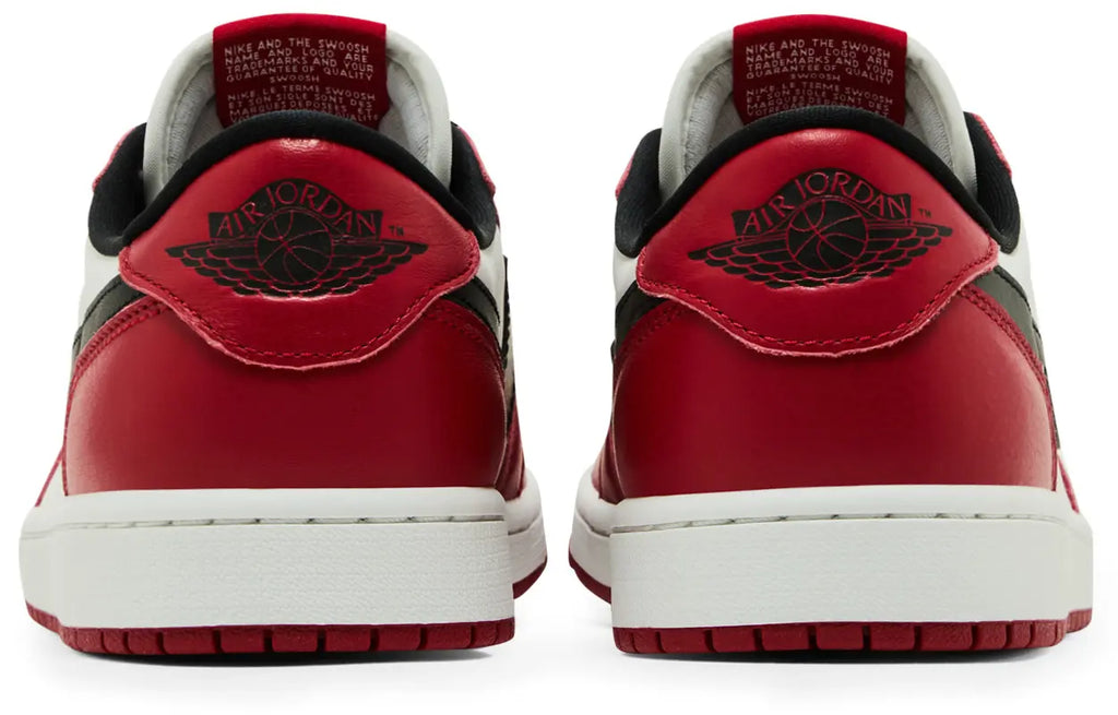Air Jordan 1 Retro Low OG 'Chicago' 2025