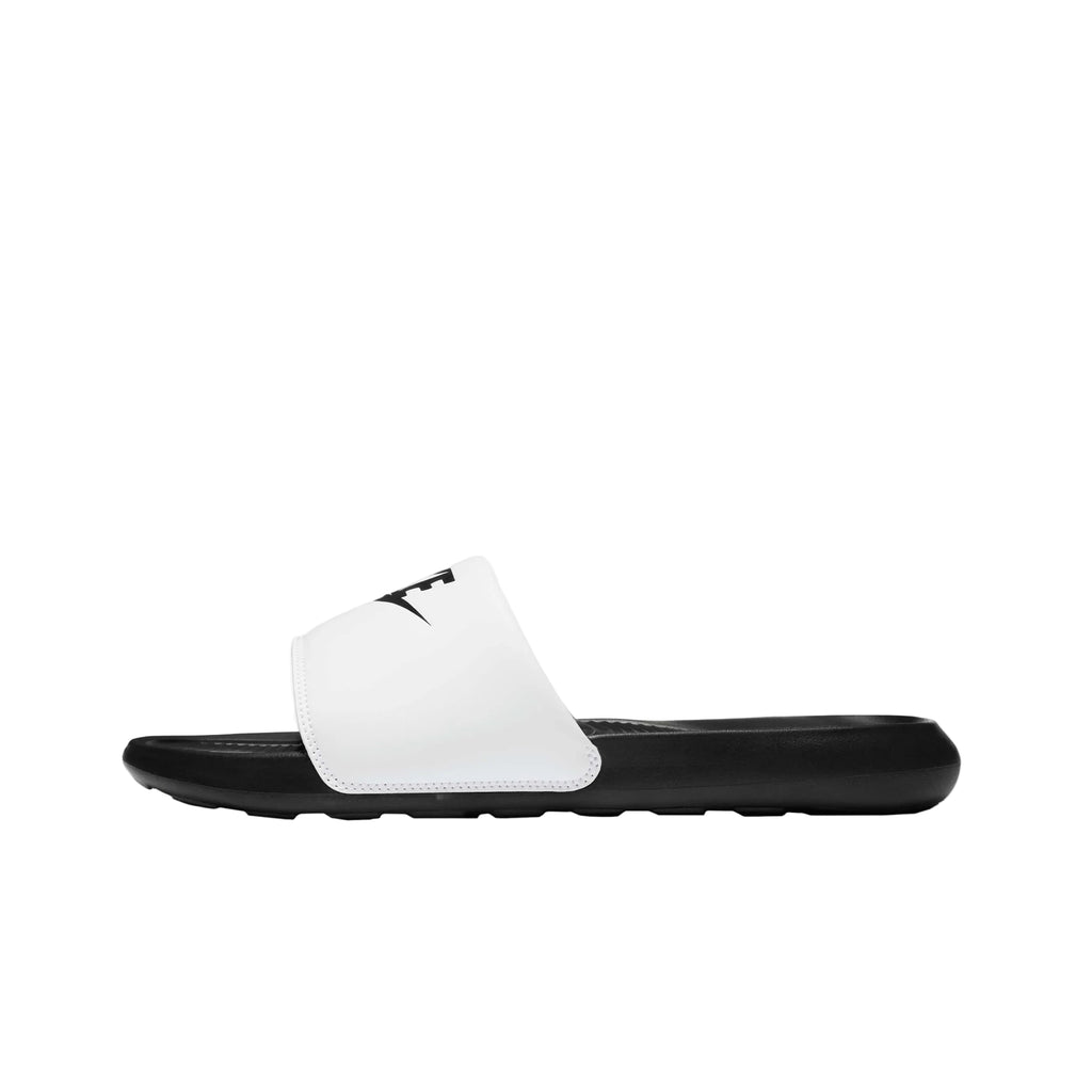 Nike Victori One