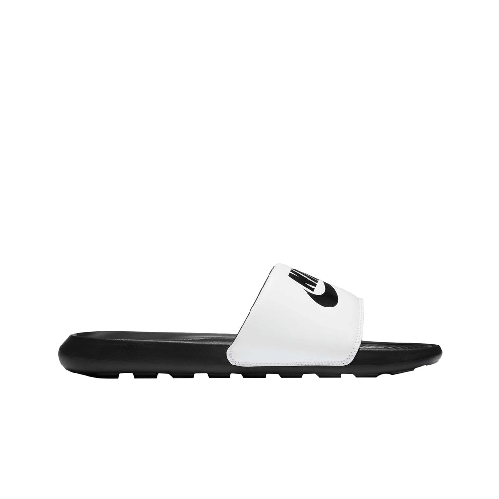 Nike Victori One