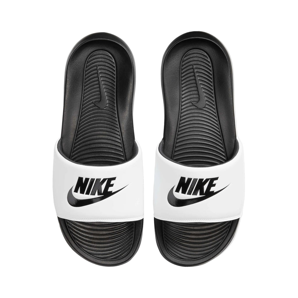 Nike Victori One