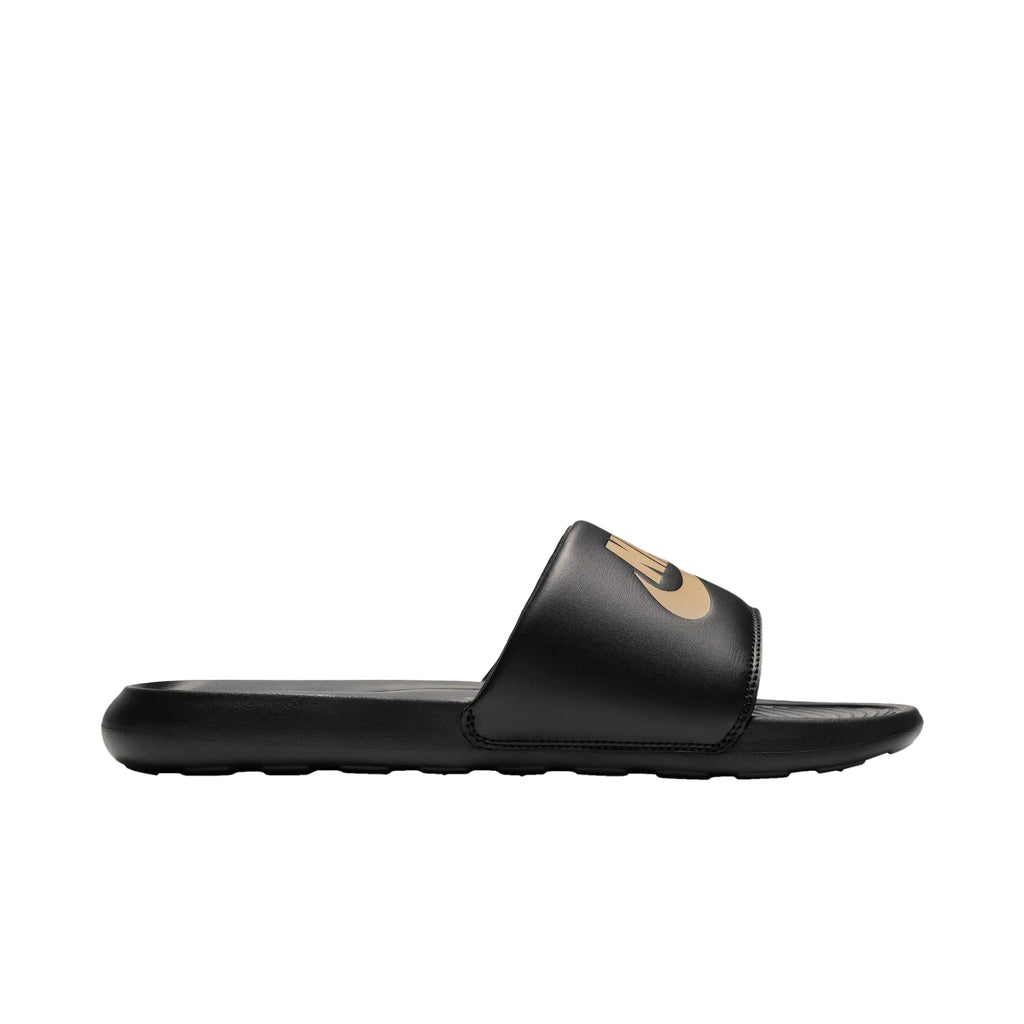 Nike Victori One