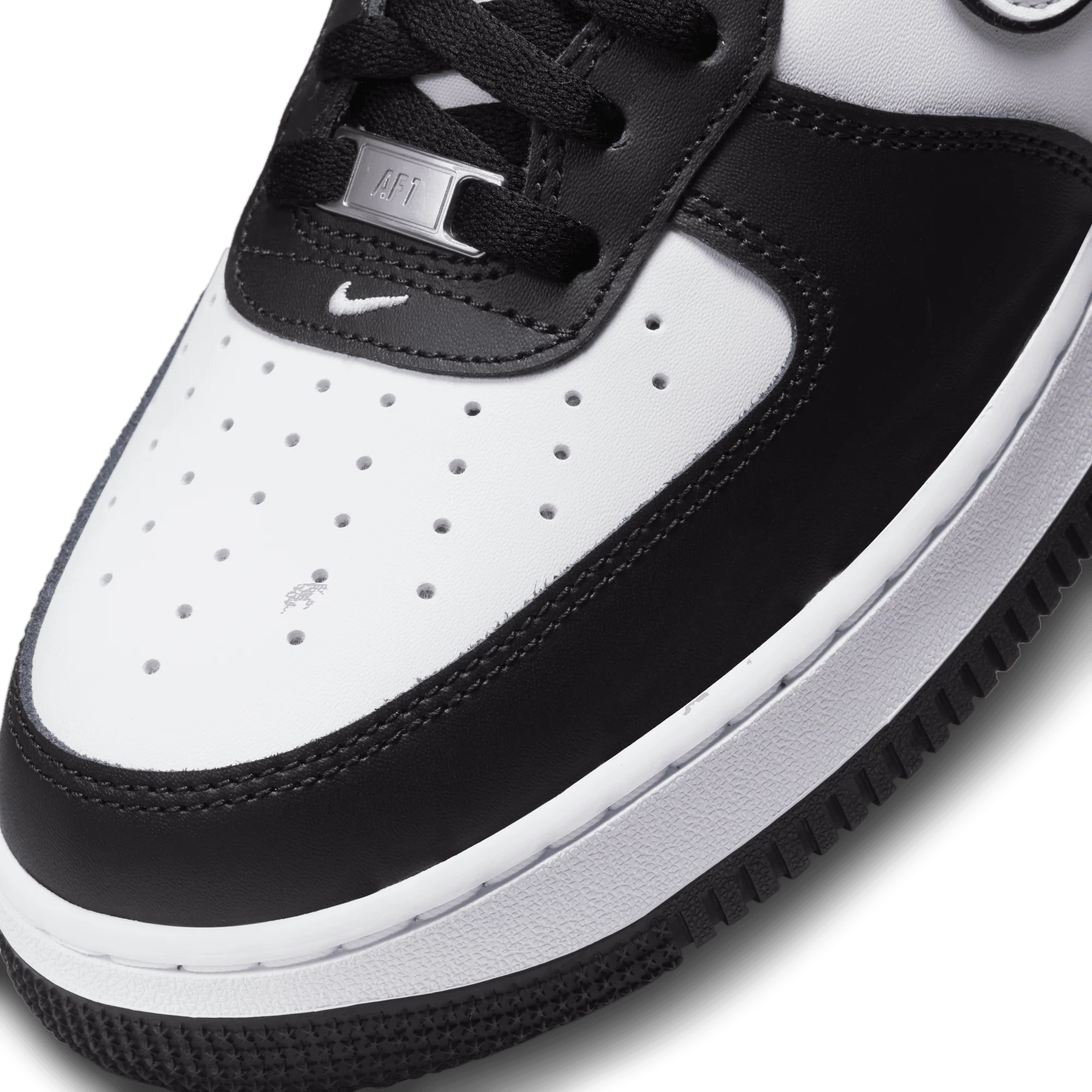 Nike Air Force 1 Low '07 White Swoosh Panda