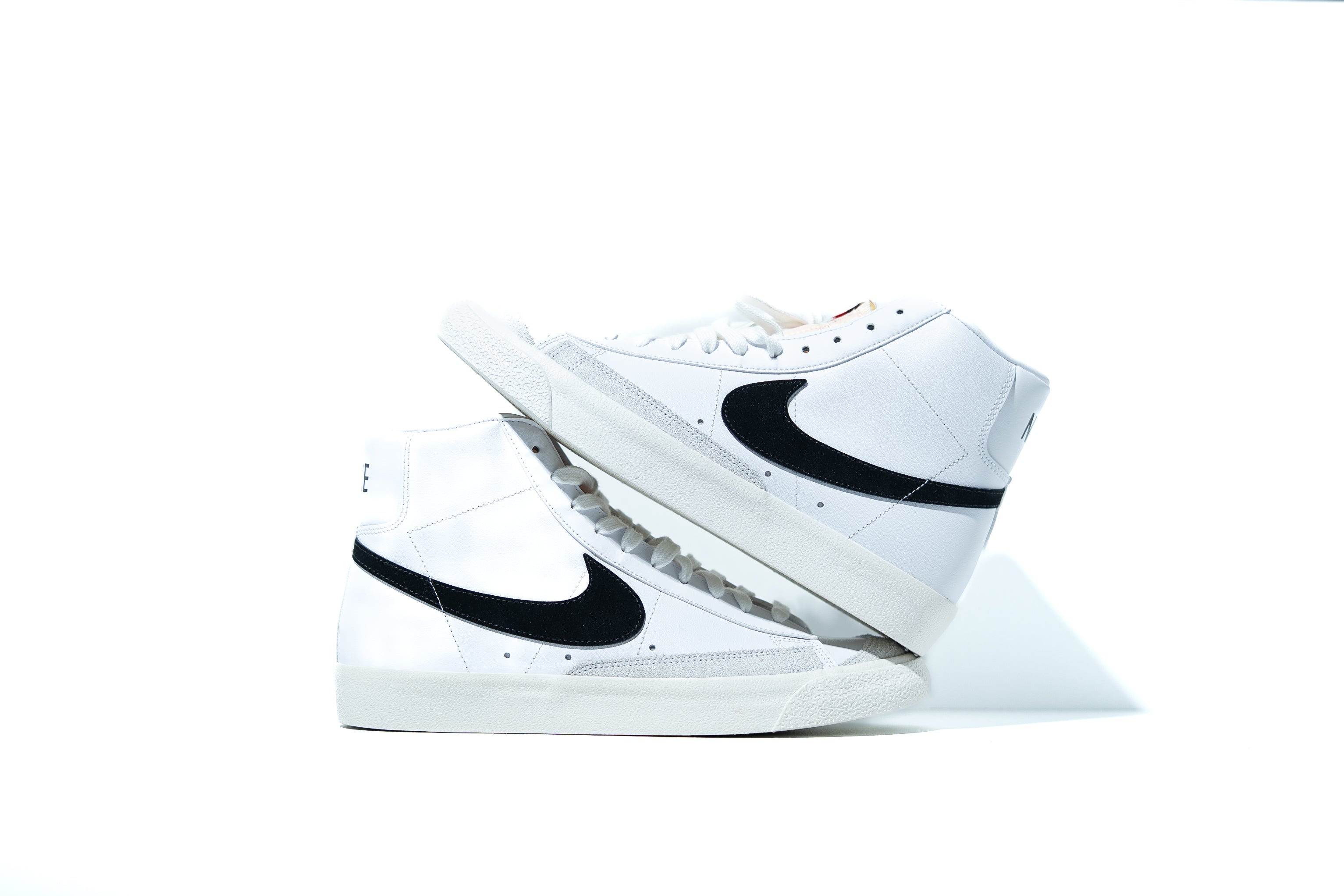 Nike Blazer Mid '77 Vintage 'White Black'