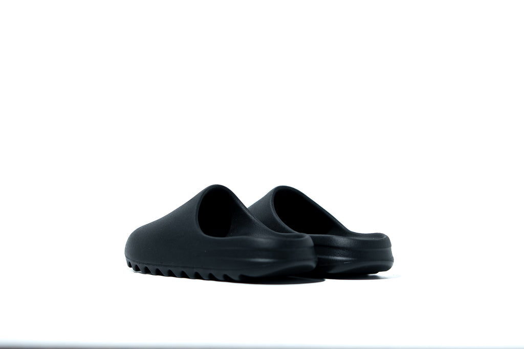 Yeezy Slide Onyx YS-01