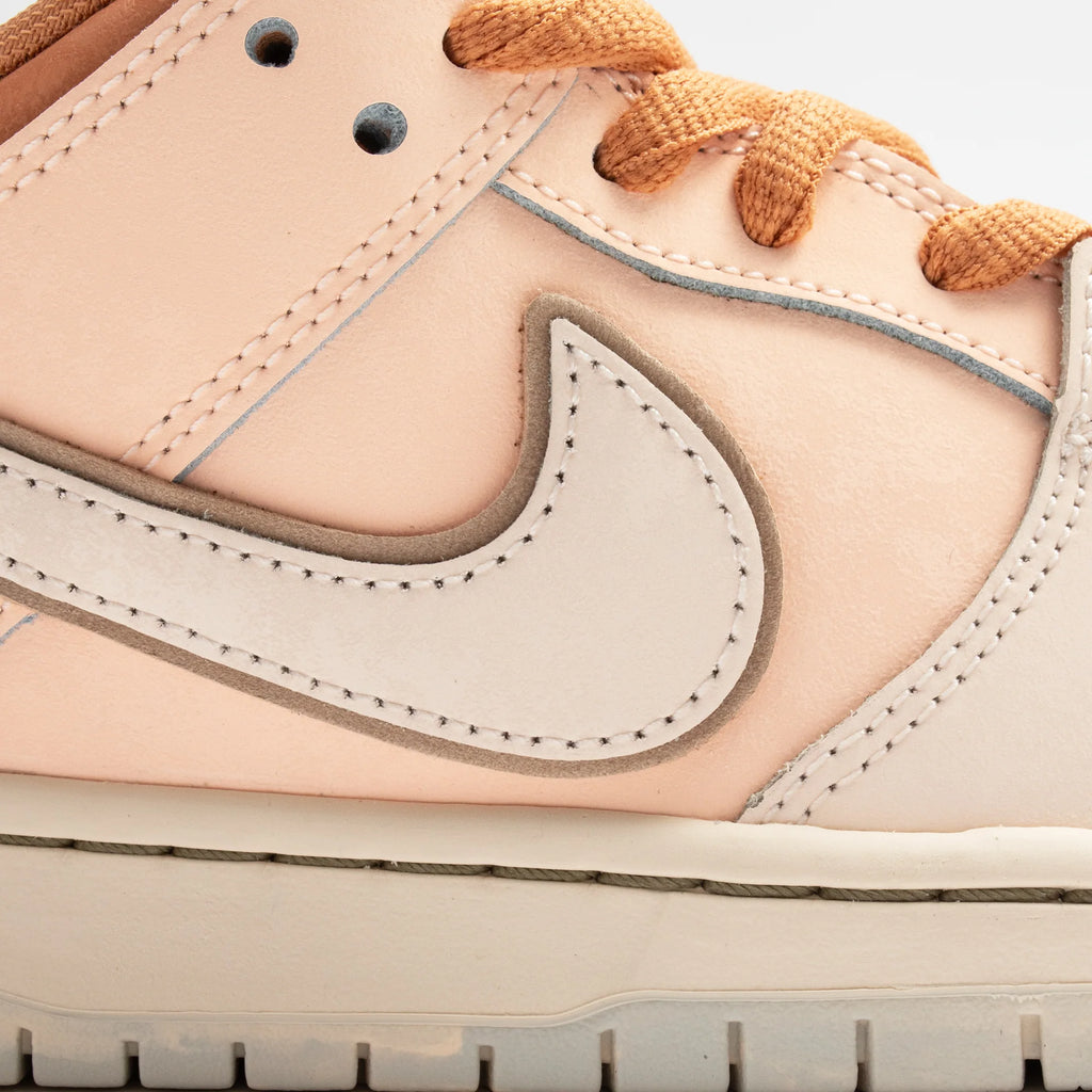 Nike SB Dunk Low “Trocadéro Gardens”