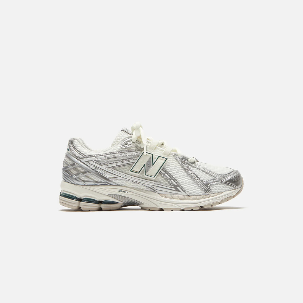 New Balance 1906R Silver Metallic Sea Salt