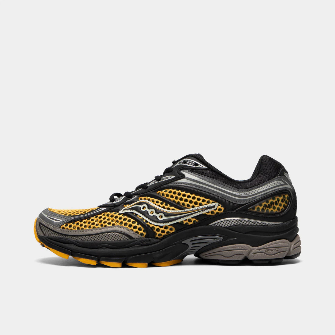 Saucony ProGrid Omni 9 Black / Gold