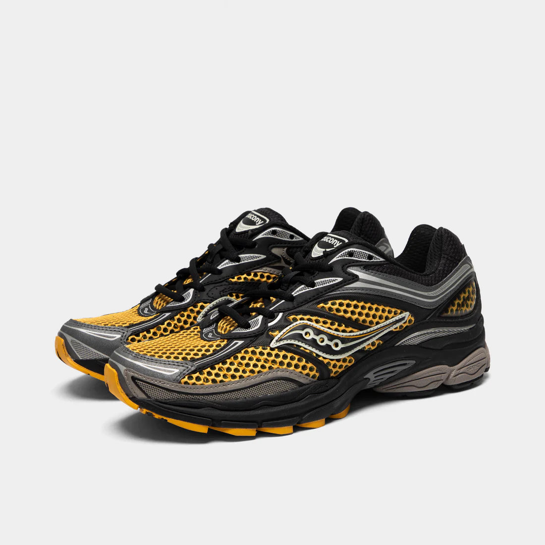 Saucony ProGrid Omni 9 Black / Gold