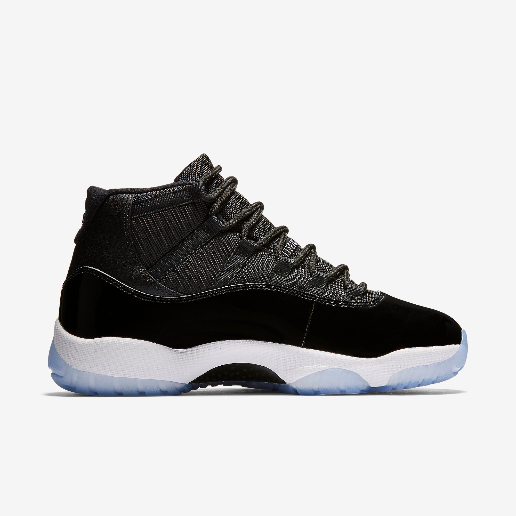 Air Jordan 11 “Space Jam”
