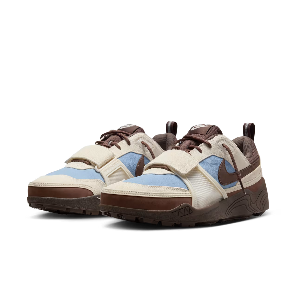 Travis Scott x Nike Zoom Field Jaxx Leche Blue