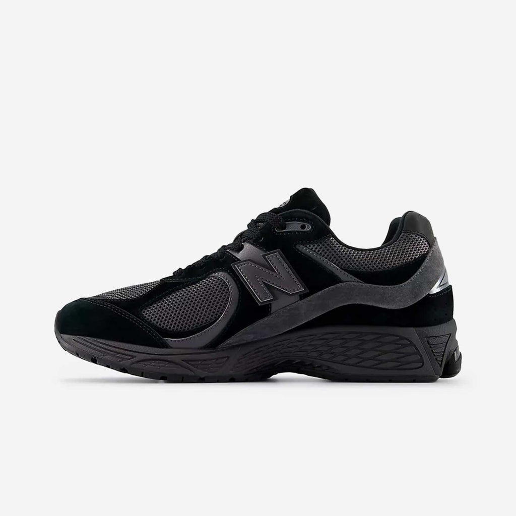 New Balance 2002R "Black Dark Grey"